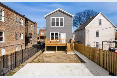 4241 W Walton Street, Chicago, IL 60651 - Photo 15