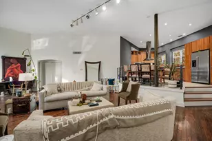 1736 N Hoyne Ave, Chicago, IL 60647 - Photo 5