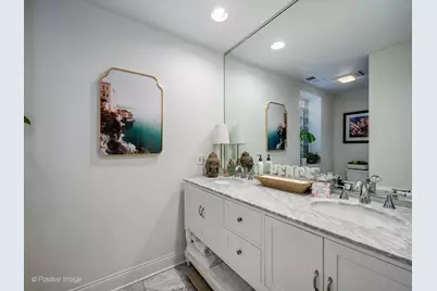 1736 N Hoyne Avenue, Chicago, IL 60647 - Photo 15