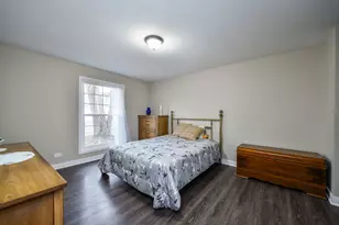 95 Midhurst Ct, Naperville, IL 60565 - Photo 9