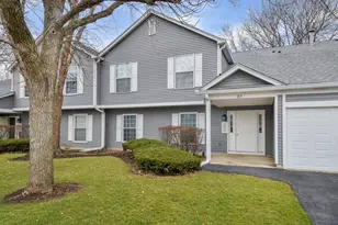 95 Midhurst Ct, Naperville, IL 60565 - Photo 1