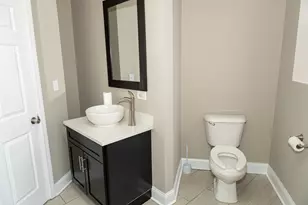 7105 S Yates Ave, Chicago, IL 60649 - Photo 13