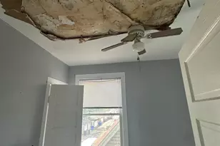 2527 W Argyle St, Chicago, IL 60625 - Photo 25