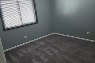 17001 Albany Ave S, Hazel Crest, IL 60429 - Photo 5