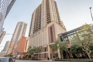 630 N State St, Chicago, IL 60654 - Photo 1