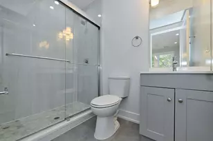 2127 S Marshall Blvd, Chicago, IL 60623 - Photo 11