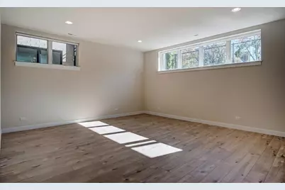 [Address not provided], Chicago, IL 60618 - Photo 13