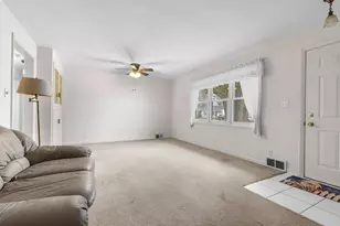 2820 Buckingham Dr, Rockford, IL 61107 - Photo 5