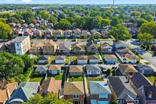 10047 S Calumet Ave, Chicago, IL 60628 - Photo 25