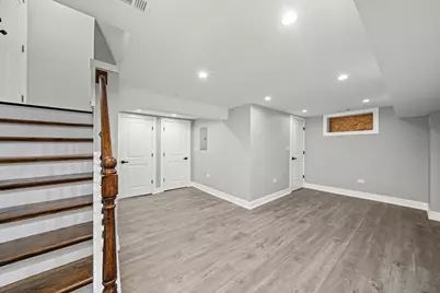 10047 S Calumet Avenue, Chicago, IL 60628 - Photo 11