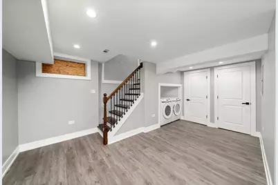 10047 S Calumet Avenue, Chicago, IL 60628 - Photo 11