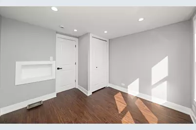 10047 S Calumet Avenue, Chicago, IL 60628 - Photo 23