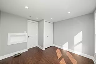 10047 S Calumet Ave, Chicago, IL 60628 - Photo 23