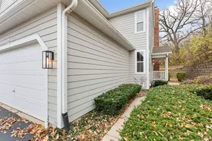 60 Tanglewood Dr, Glen Ellyn, IL 60137 - Photo 21