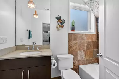 1057 N Marshfield Avenue #3, Chicago, IL 60622 - Photo 19