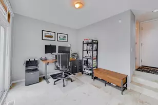 2502 N Bosworth Ave, Chicago, IL 60614 - Photo 17