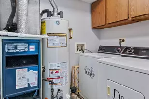 5815 Wilshire Ct, Hanover Park, IL 60133 - Photo 23