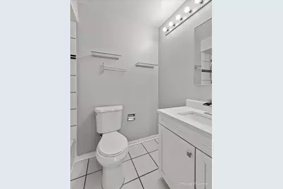 5815 Wilshire Court #D, Hanover Park, IL 60133 - Photo 15