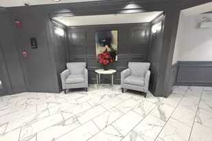 855 E 22nd St, Lombard, IL 60148 - Photo 7