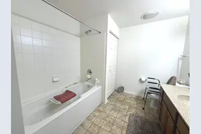 855 E 22nd Street #202, Lombard, IL 60148 - Photo 19