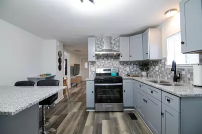 838 N Rosewood Avenue, Kankakee, IL 60901 - Photo 5