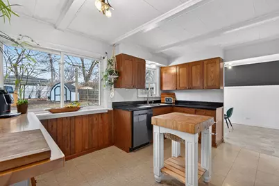 714 E Eisenhower Avenue, Palatine, IL 60074 - Photo 11