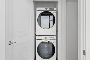 808 N Cleveland Ave, Chicago, IL 60610 - Photo 25