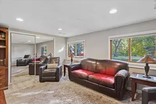 26W250 Case St, Naperville, IL 60563 - Photo 11