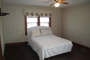 1107 S Main St, Belvidere, IL 61008 - Photo 11