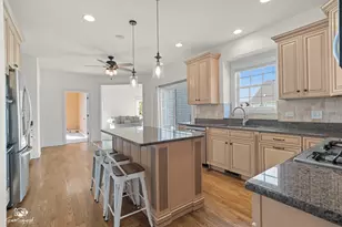 16432 S Harmon Ln, Plainfield, IL 60586 - Photo 9