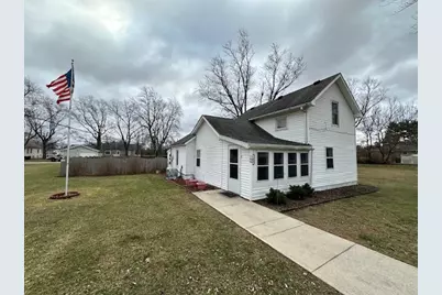 106 Seneca Street, Essex, IL 60935 - Photo 1