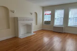 2333 W Farwell Ave, Chicago, IL 60645 - Photo 5