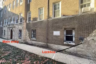 2333 W Farwell Ave, Chicago, IL 60645 - Photo 11