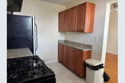 2333 W Farwell Avenue #2S, Chicago, IL 60645 - Photo 3