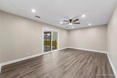 1700 Wildwood Lane, Hanover Park, IL 60133 - Photo 15