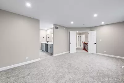 1700 Wildwood Lane, Hanover Park, IL 60133 - Photo 19