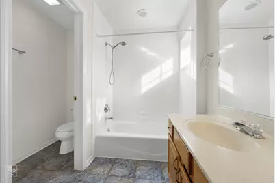 1107 Essex Drive, Oakbrook Terrace, IL 60181 - Photo 13