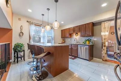 1031 W Shedron Way, Lombard, IL 60148 - Photo 7