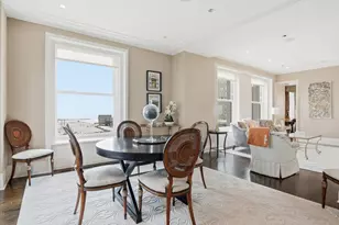 159 E Walton Pl, Chicago, IL 60611 - Photo 5