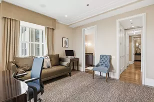 159 E Walton Pl, Chicago, IL 60611 - Photo 15