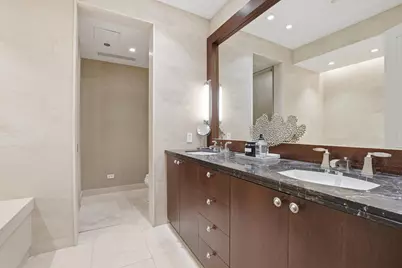159 E Walton Place #13A, Chicago, IL 60611 - Photo 21