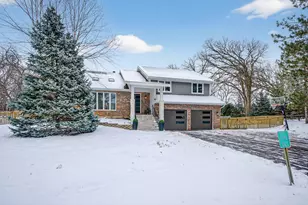 21021 N 21st St, Barrington, IL 60010 - Photo 3