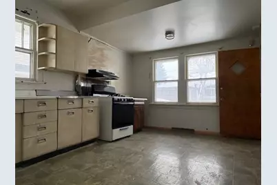 10607 S May Street, Chicago, IL 60643 - Photo 5