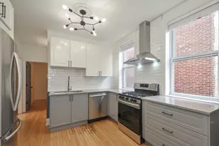 1314 W Argyle St, Chicago, IL 60640 - Photo 3