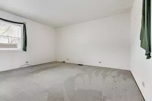 197 Smethwick Rd, Elk Grove Village, IL 60007 - Photo 15