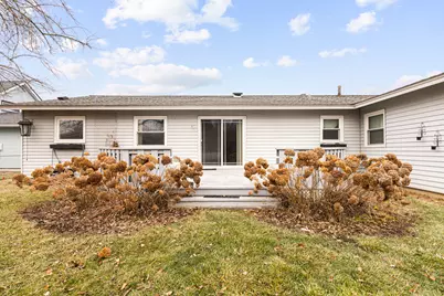 197 Smethwick Road, Elk Grove Village, IL 60007 - Photo 23