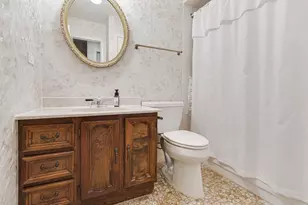 197 Smethwick Rd, Elk Grove Village, IL 60007 - Photo 19