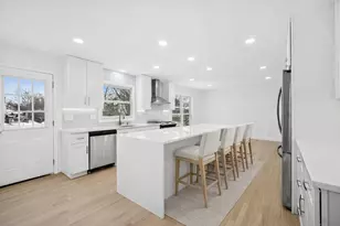 4018 Yorkshire Ct, Northbrook, IL 60062 - Photo 7