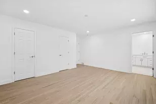 4018 Yorkshire Ct, Northbrook, IL 60062 - Photo 13