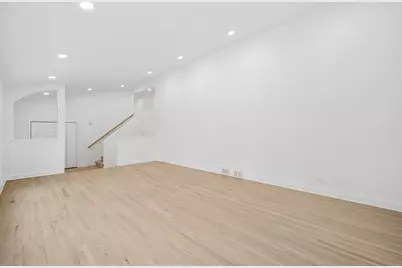 4018 Yorkshire Lane, Northbrook, IL 60062 - Photo 5